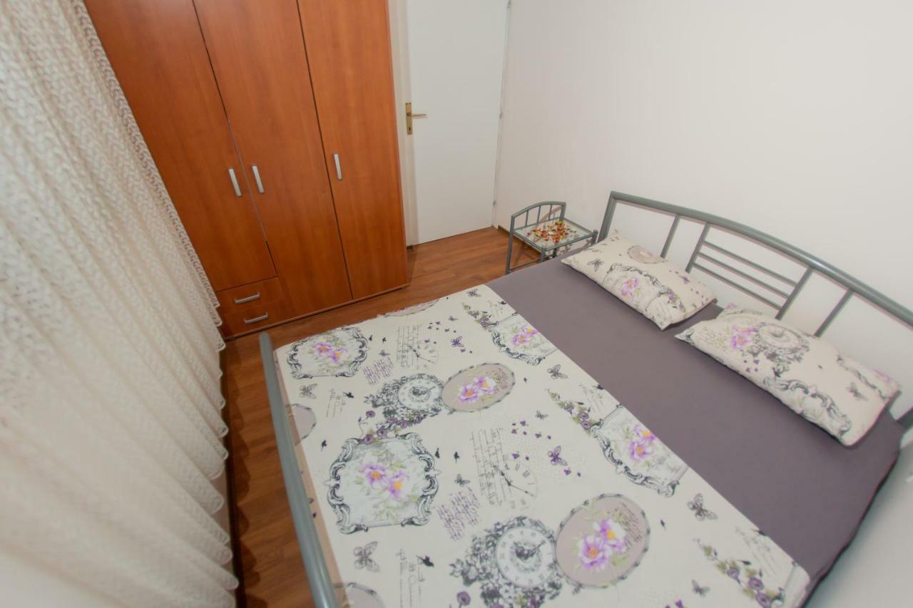 Apartmani Sunset Rogotin Екстер'єр фото